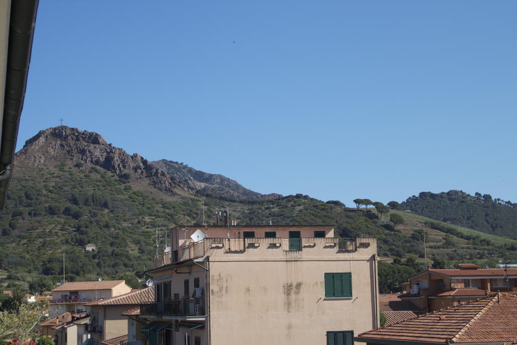 Affittacamere Vista Mare Porto Azzurro Dış mekan fotoğraf