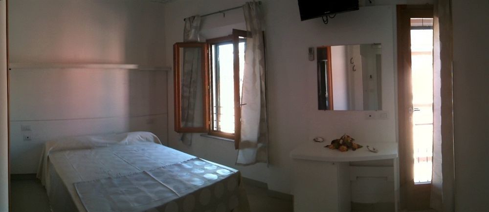Affittacamere Vista Mare Porto Azzurro Dış mekan fotoğraf