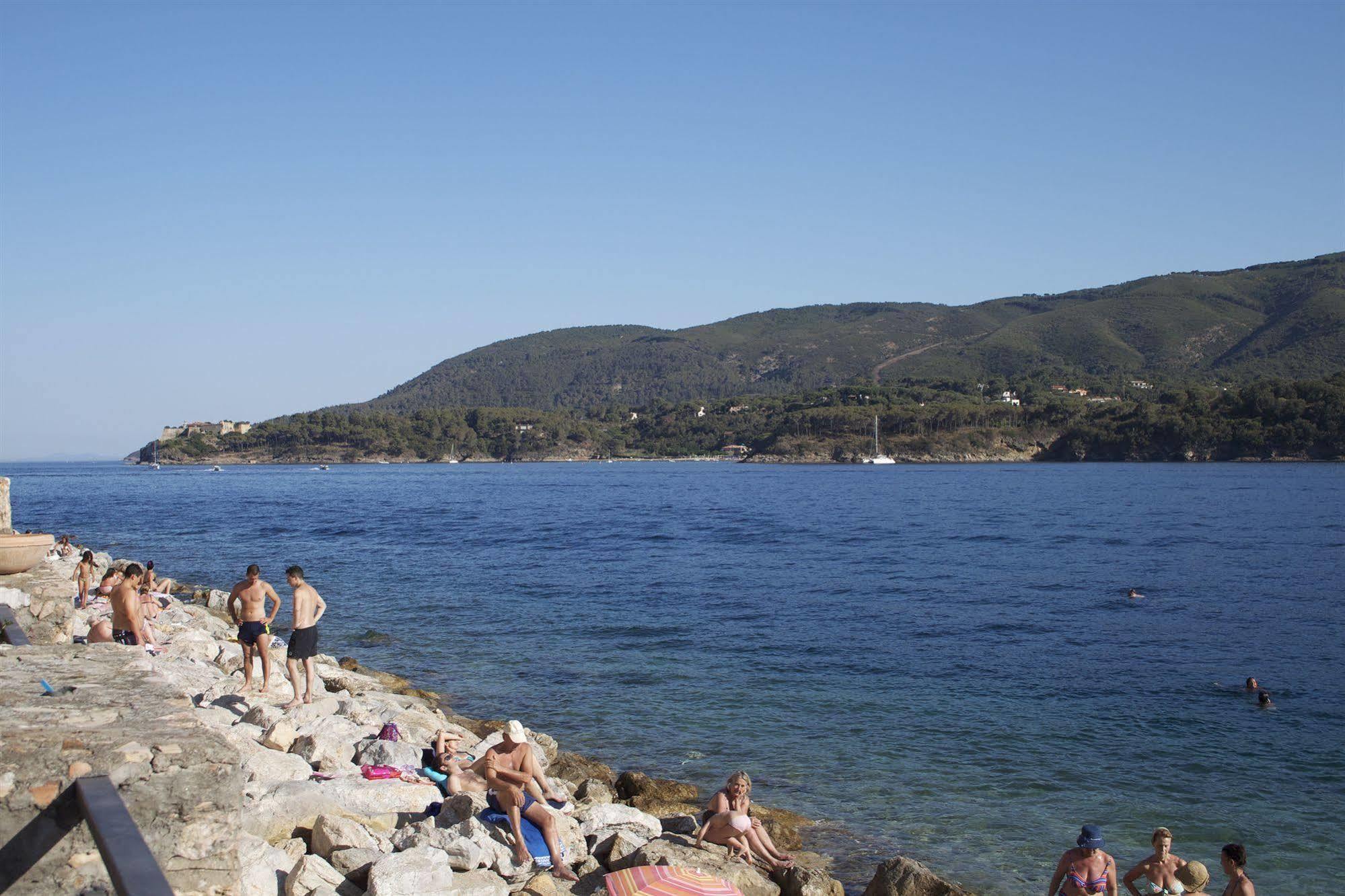 Affittacamere Vista Mare Porto Azzurro Dış mekan fotoğraf
